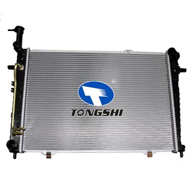 適用于途勝 2.0L I4 05-07 AT散熱器